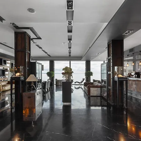 M1 Club Hotel