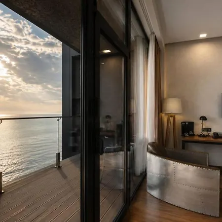 M1 Club Hotel 5*