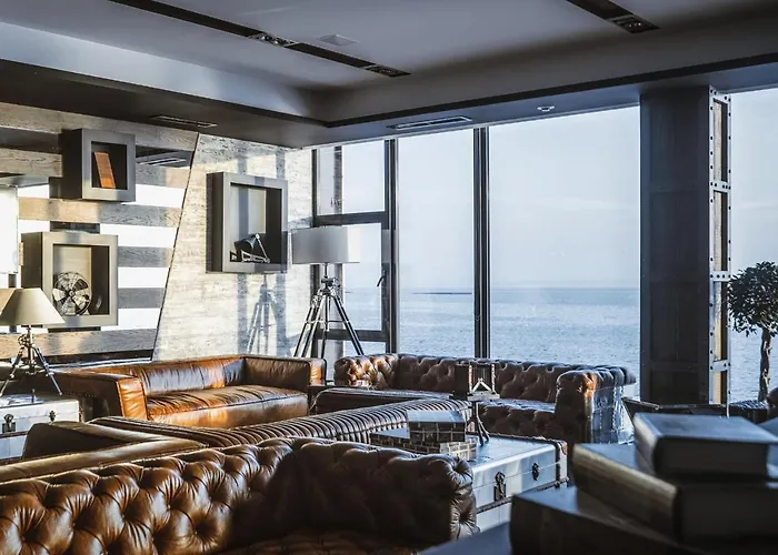 M1 Club Szálloda 5*