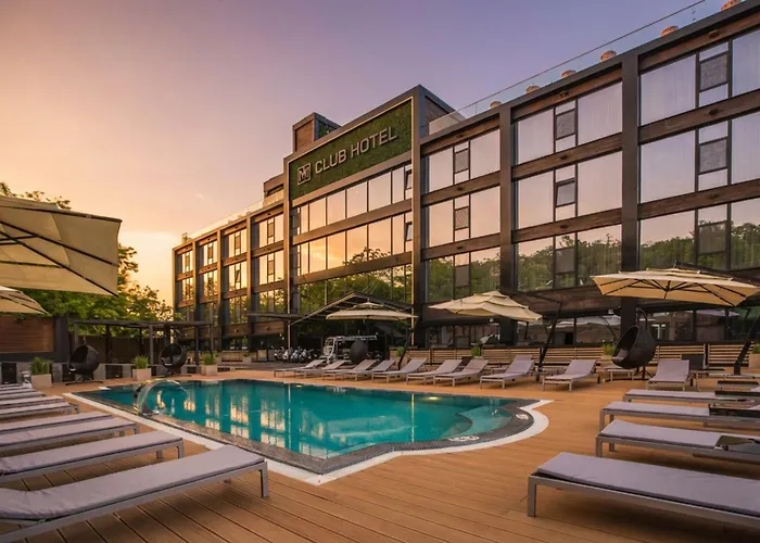 M1 Club Szálloda 5*