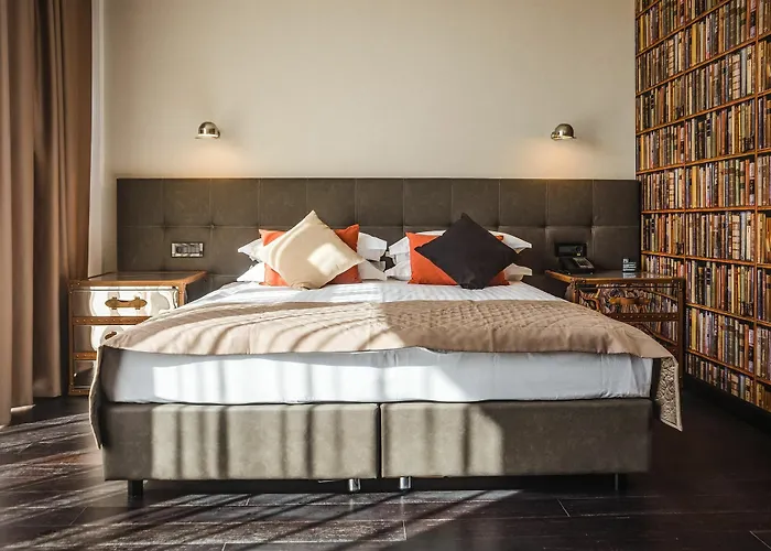 M1 Club Szálloda 5*