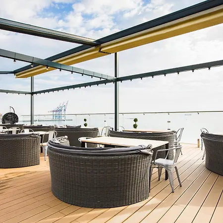 M1 Club Hotel