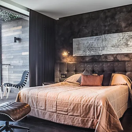 M1 Club Hotel Odessa