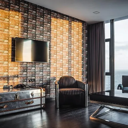 M1 Club Hotel Odessa