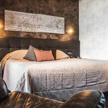 M1 Club Hotel 5*
