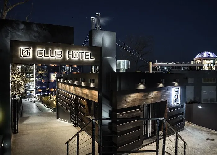 M1 Club Hotel